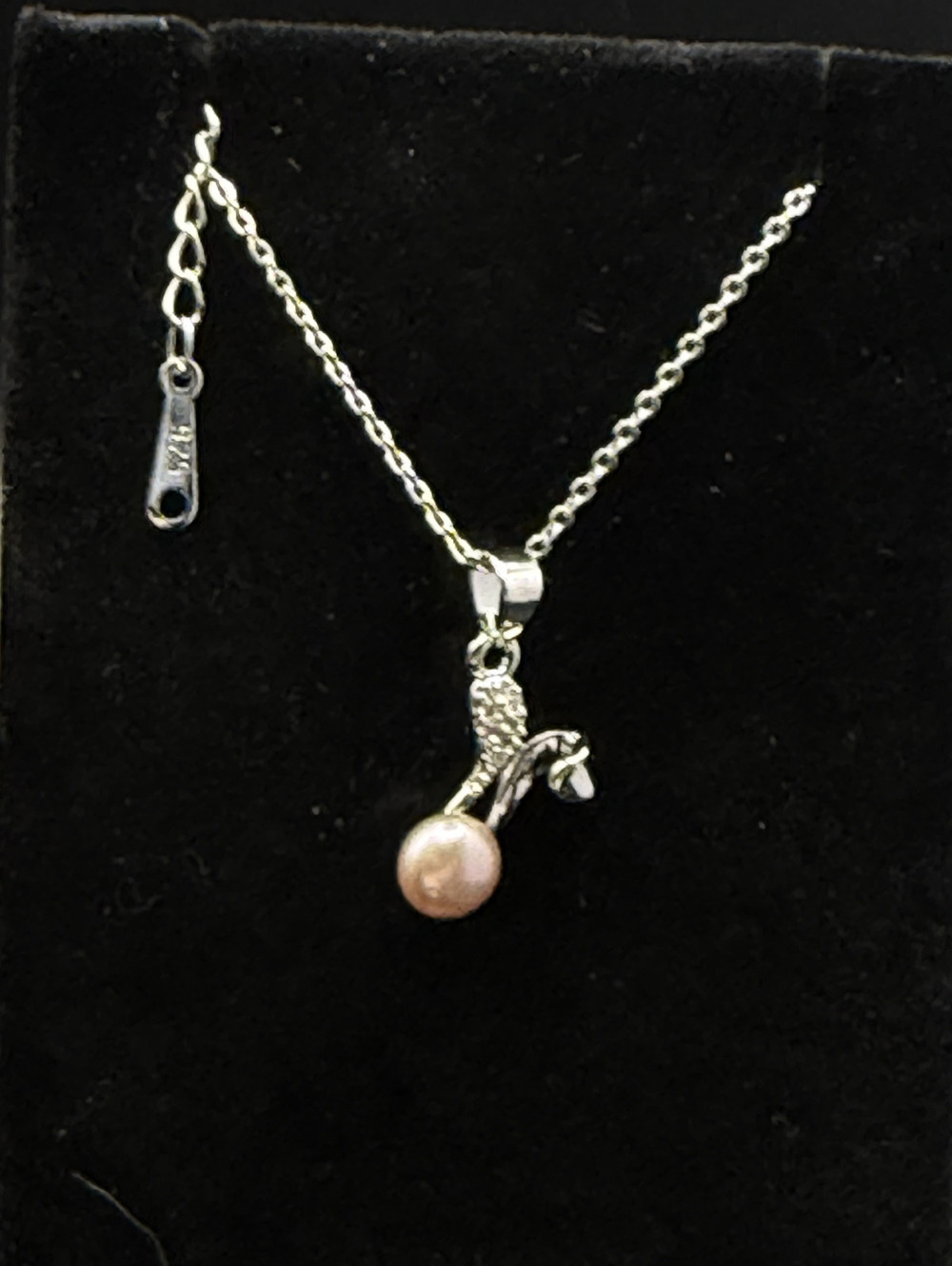 Freshwater pearl bunny pendant necklace